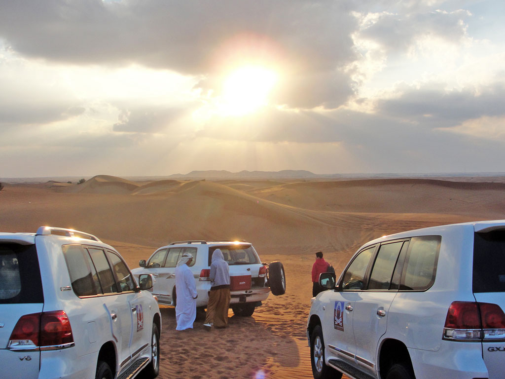 Emirados Árabes - Dubai - Passeio de 4x4 no Deserto da Arábia
