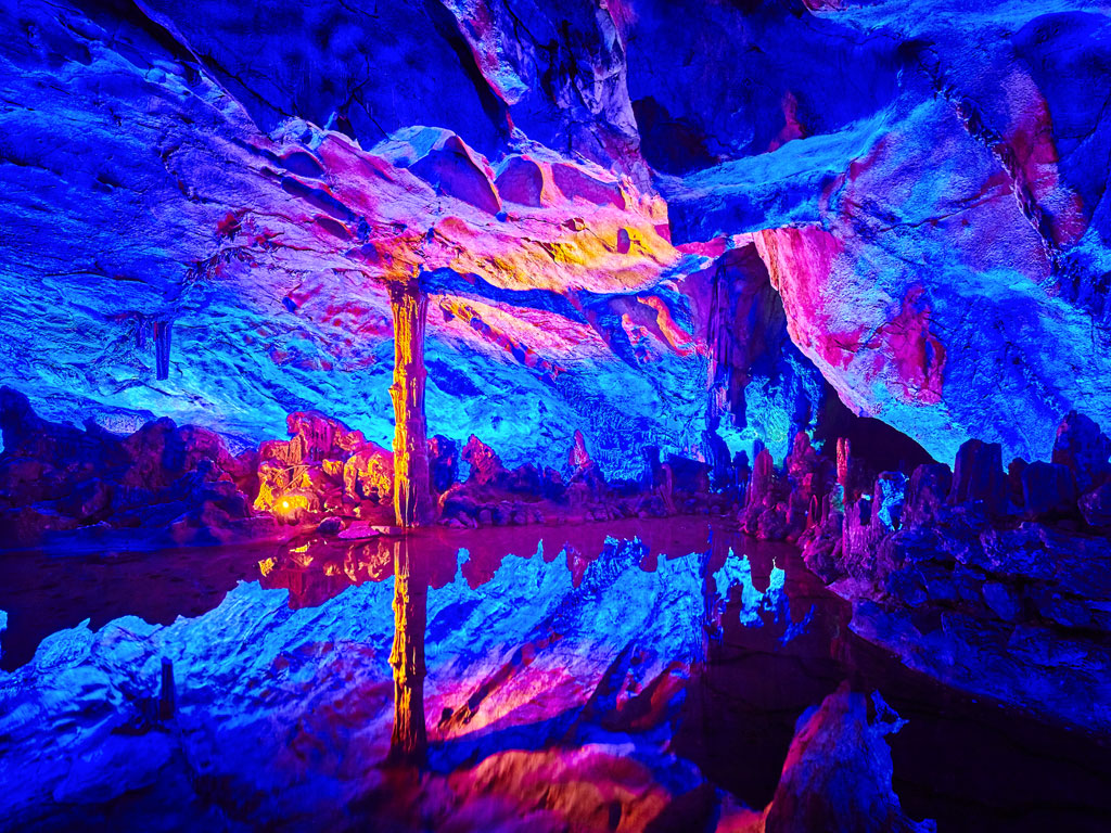 China - Caverna da Flauta de Junco